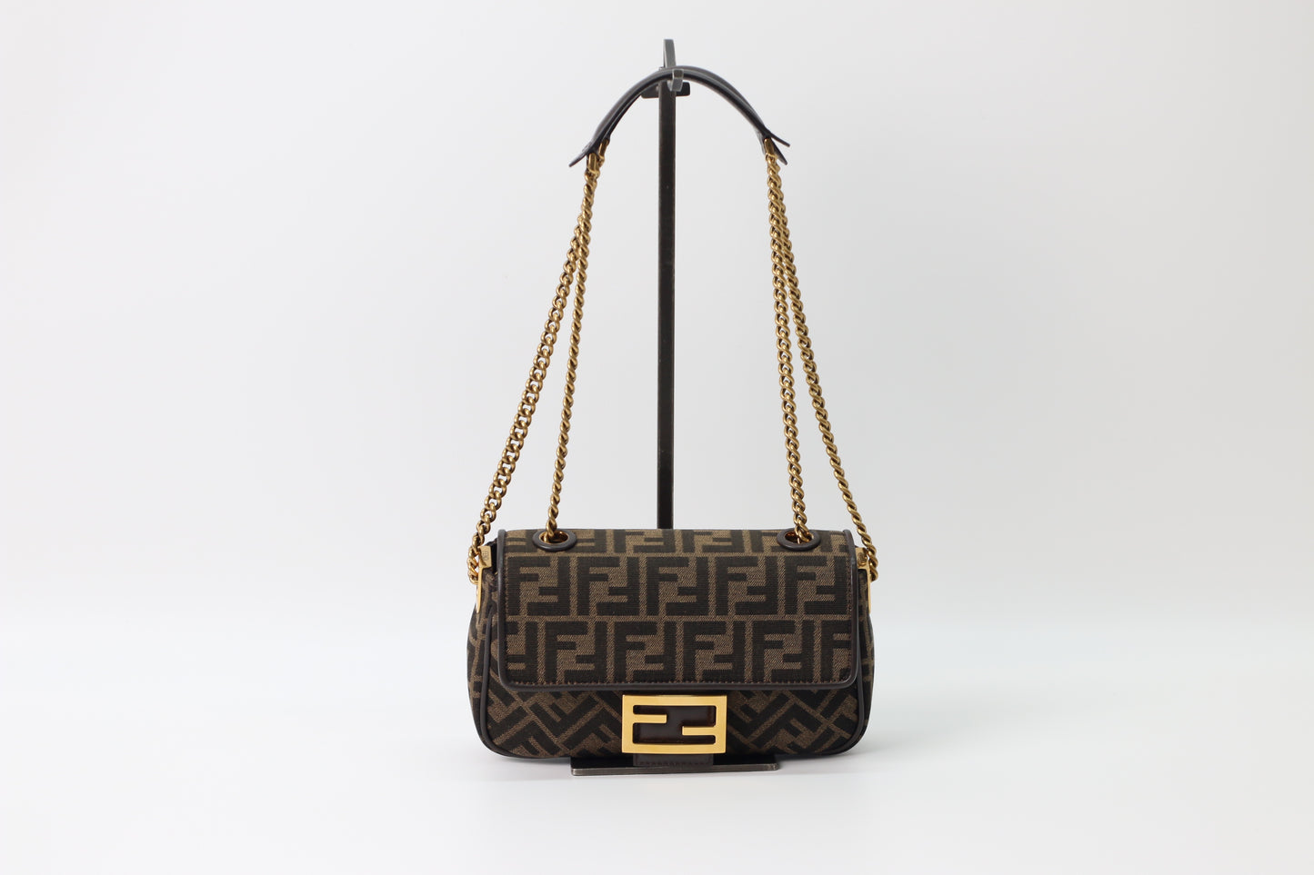 Fendi Baguette Chain Shoulder Bag 8BR793 (B960155721H)