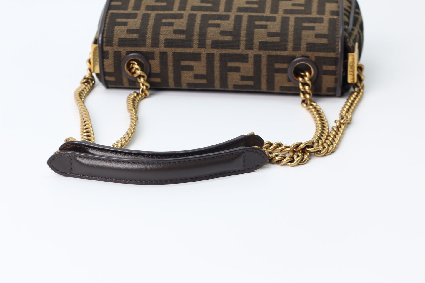 Fendi Baguette Chain Shoulder Bag 8BR793 (B960155721H)