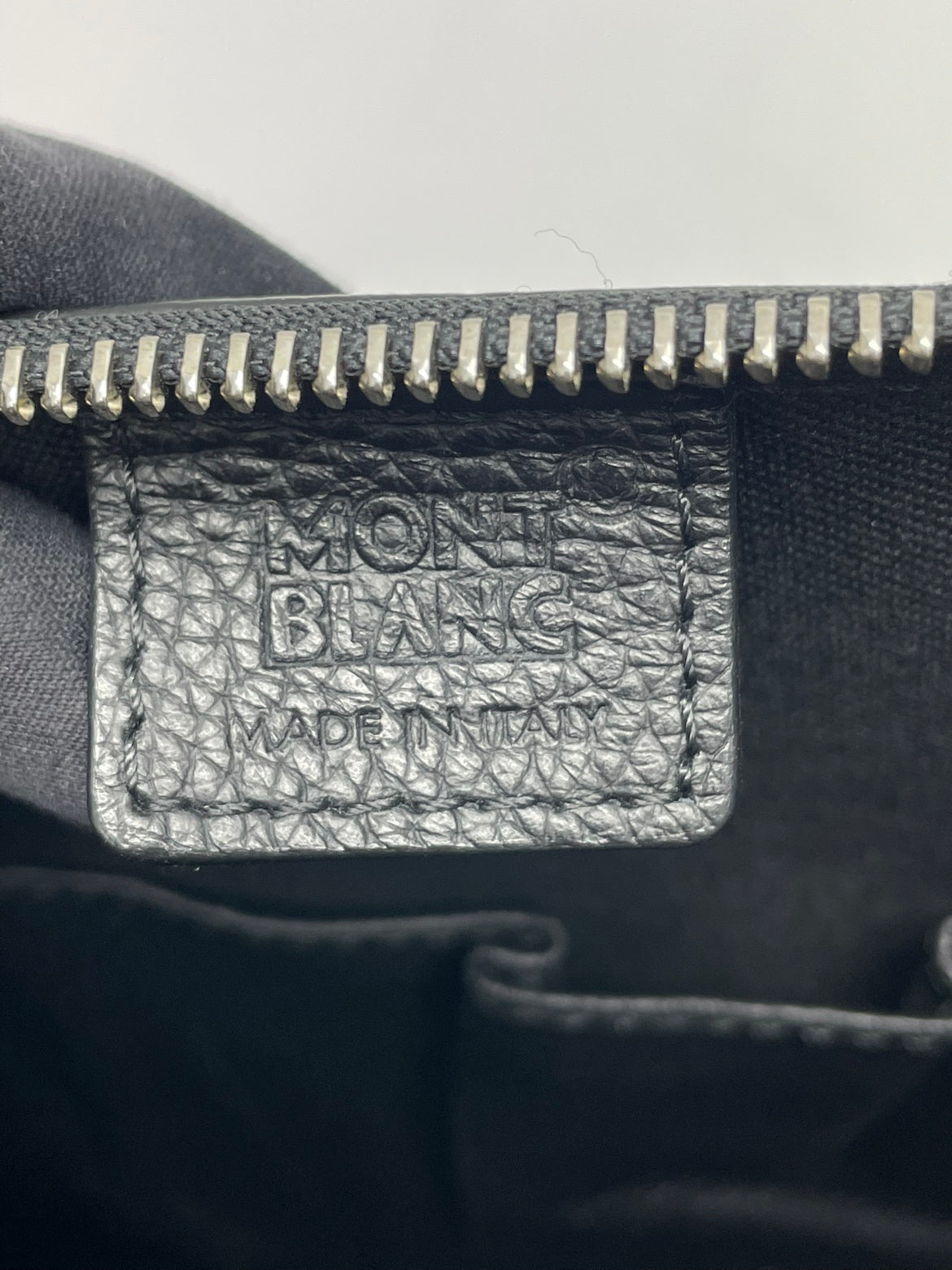 Montblanc Black Leather Meisterstück Portfolio ONE Clutch 116732 (V670224)
