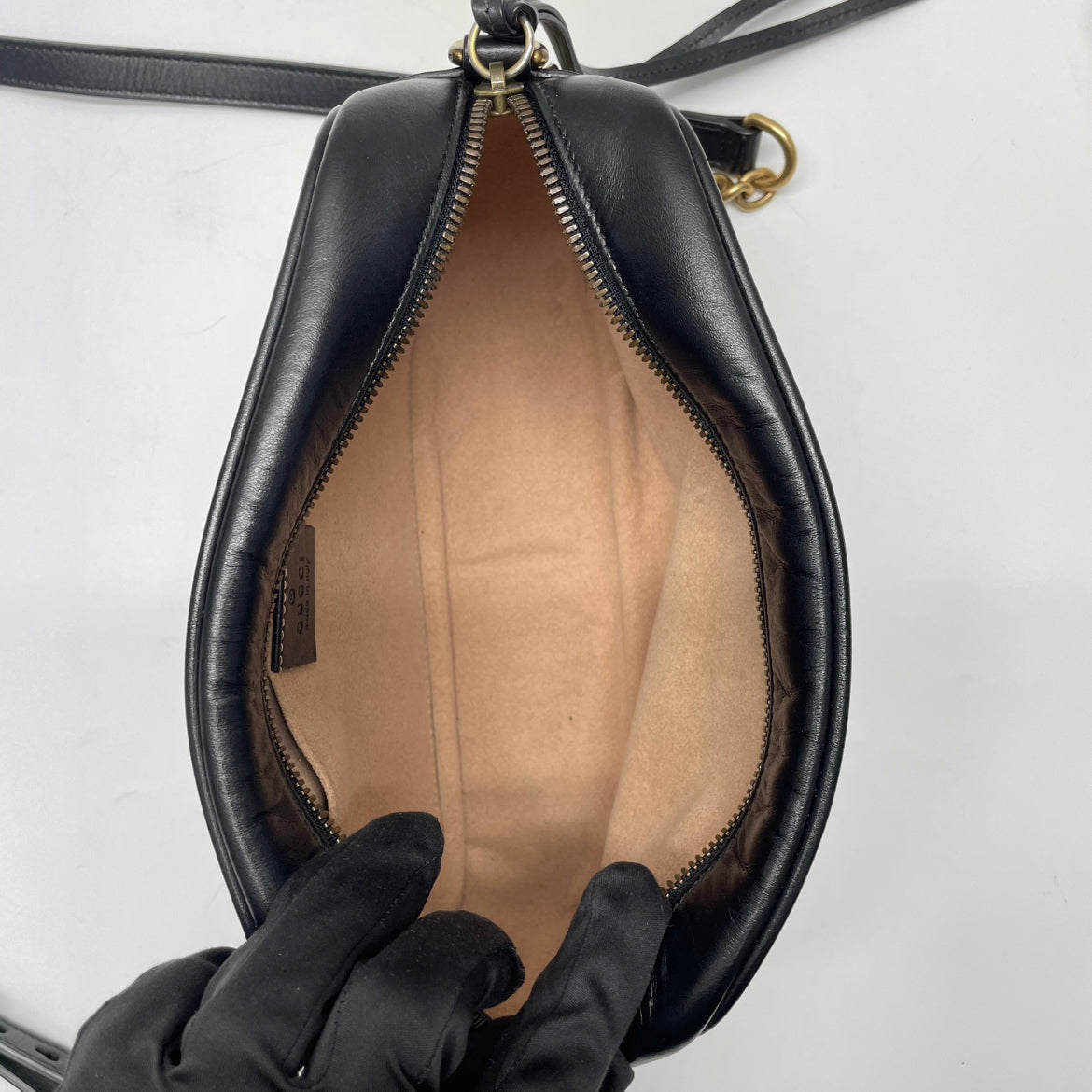 Gucci Black Leather GG Marmont Small Matelassé Chain Crossbody Bag 447632 (V7228330P)