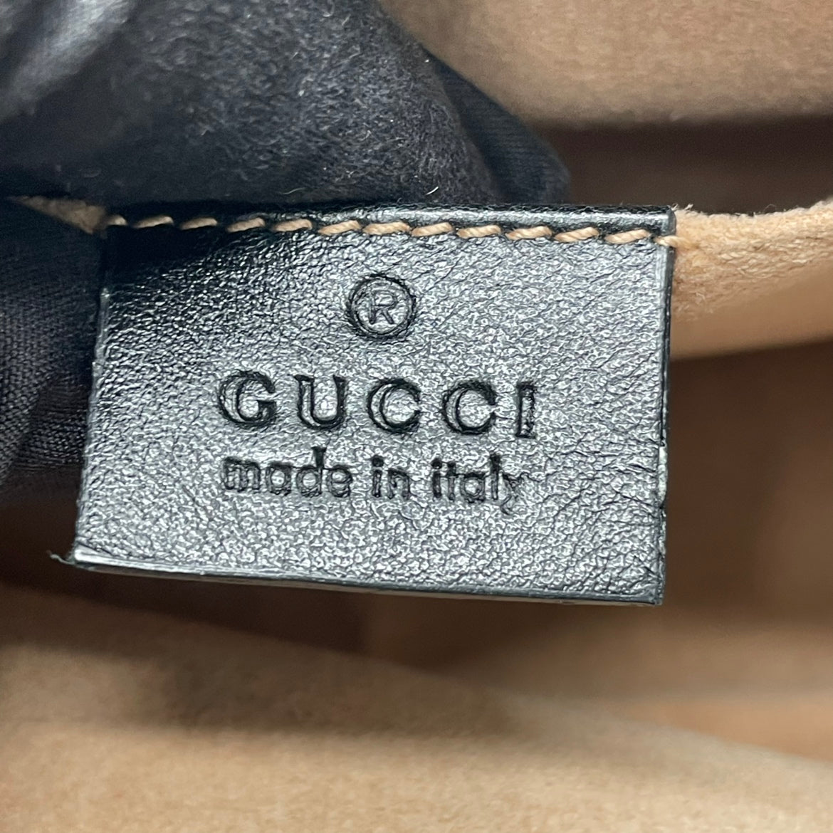 Gucci Black Leather GG Marmont Small Matelassé Chain Crossbody Bag 447632 (V7228330P)