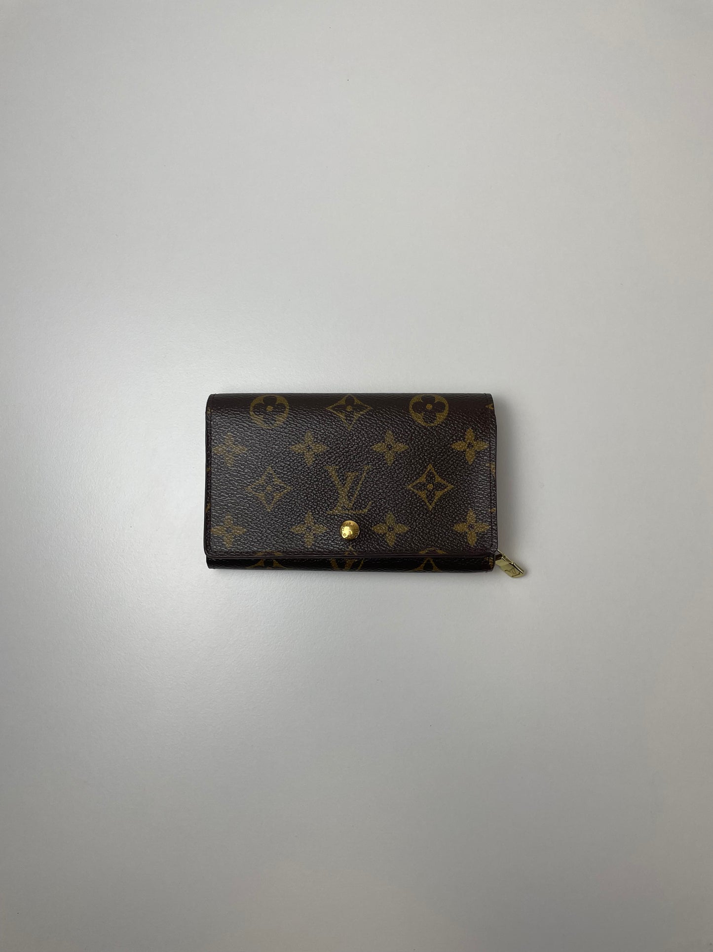 Pre-Owned Louis Vuitton Monogram Trezor AJ013