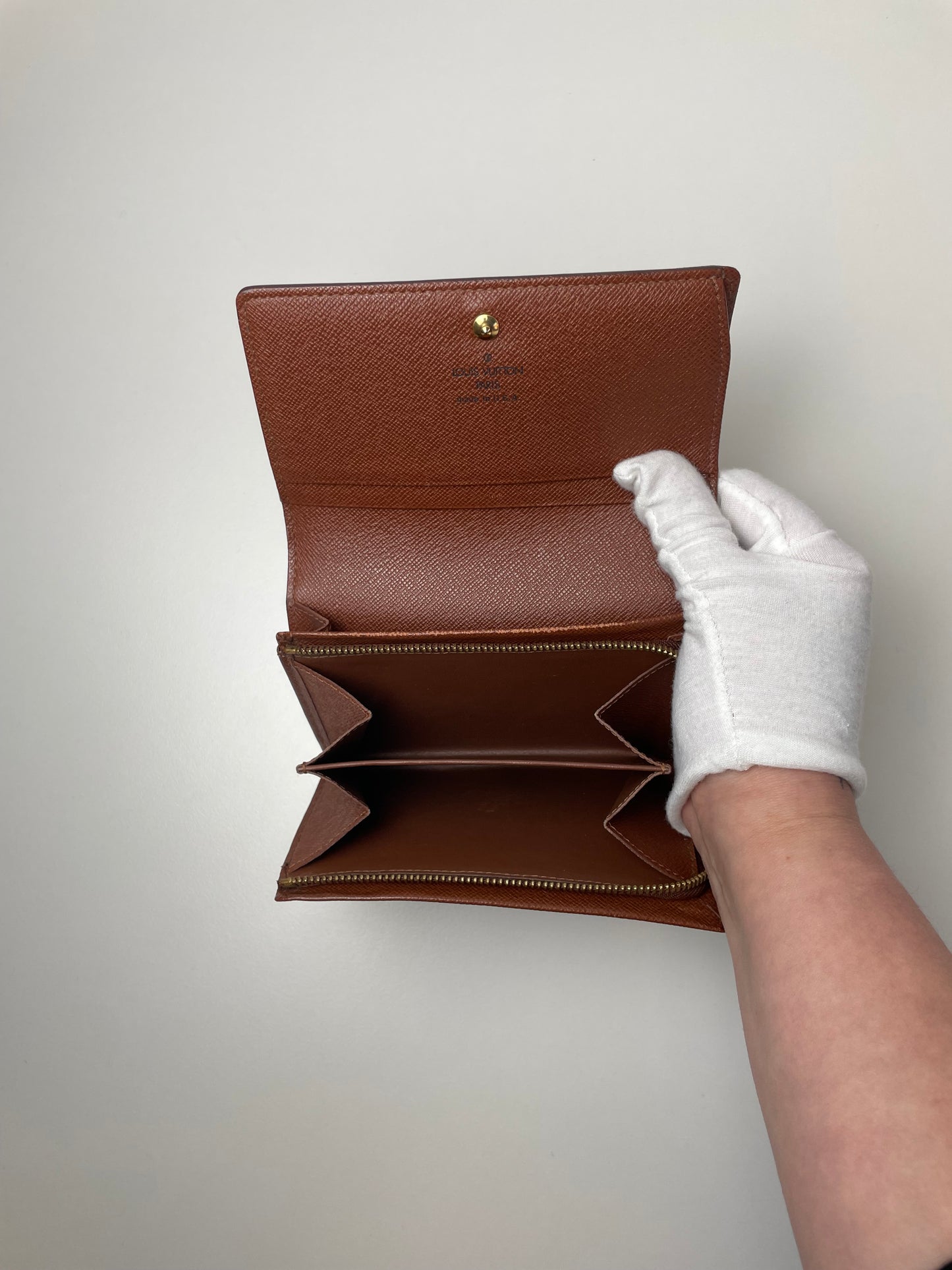 Pre-Owned Louis Vuitton Monogram Trezor AJ013