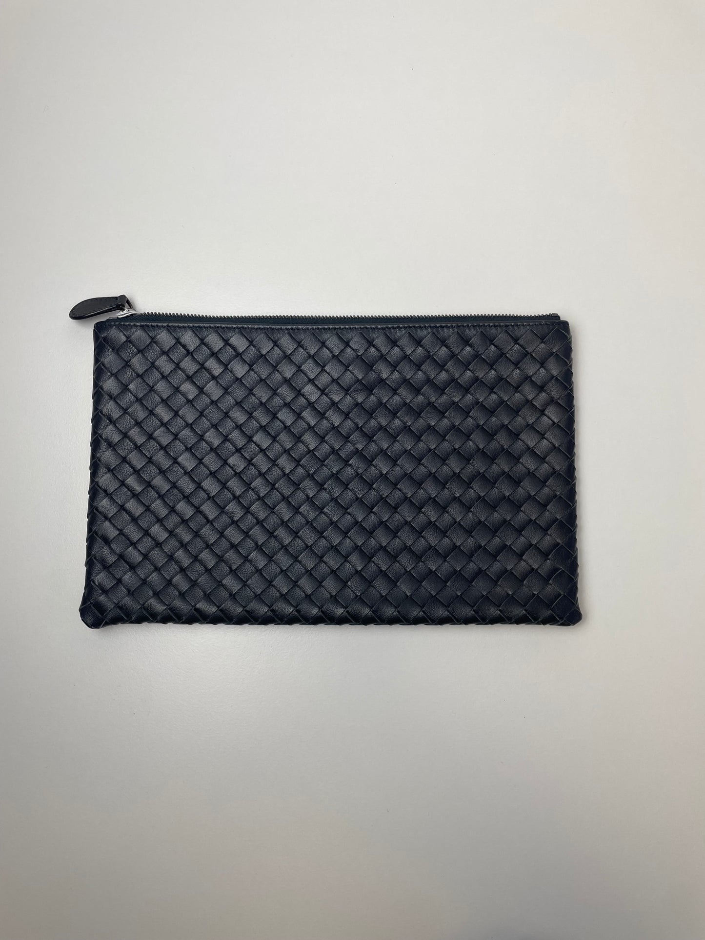 Pre-Owned Bottega Veneta Intrecciato Zip Pouch AJ014