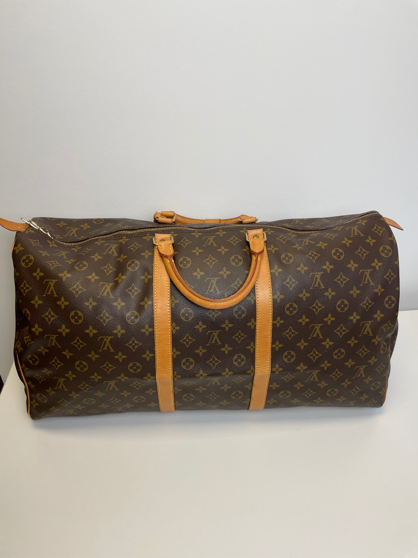 Pre-Owned Louis Vuitton Monogram Keepall 60 AJ053