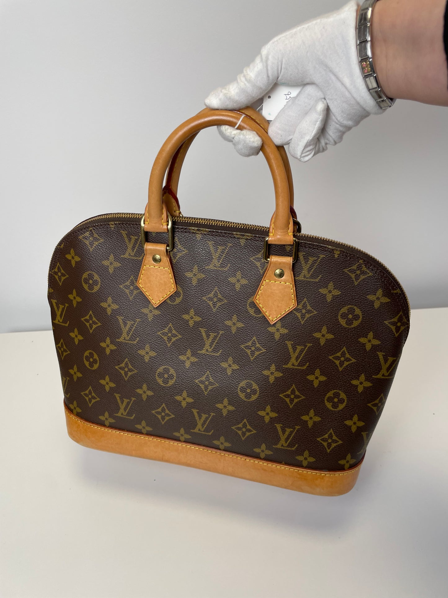 Pre-Owned Louis Vuitton Monogram Alma PM AJ056