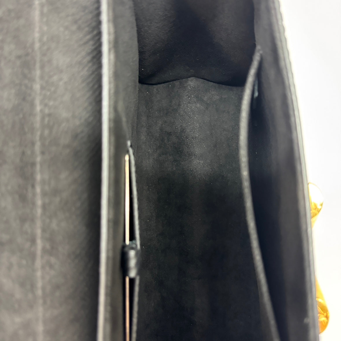 Louis Vuitton Black Leather Epi Twist MM Tote Bag M58715 (B12175826HC)