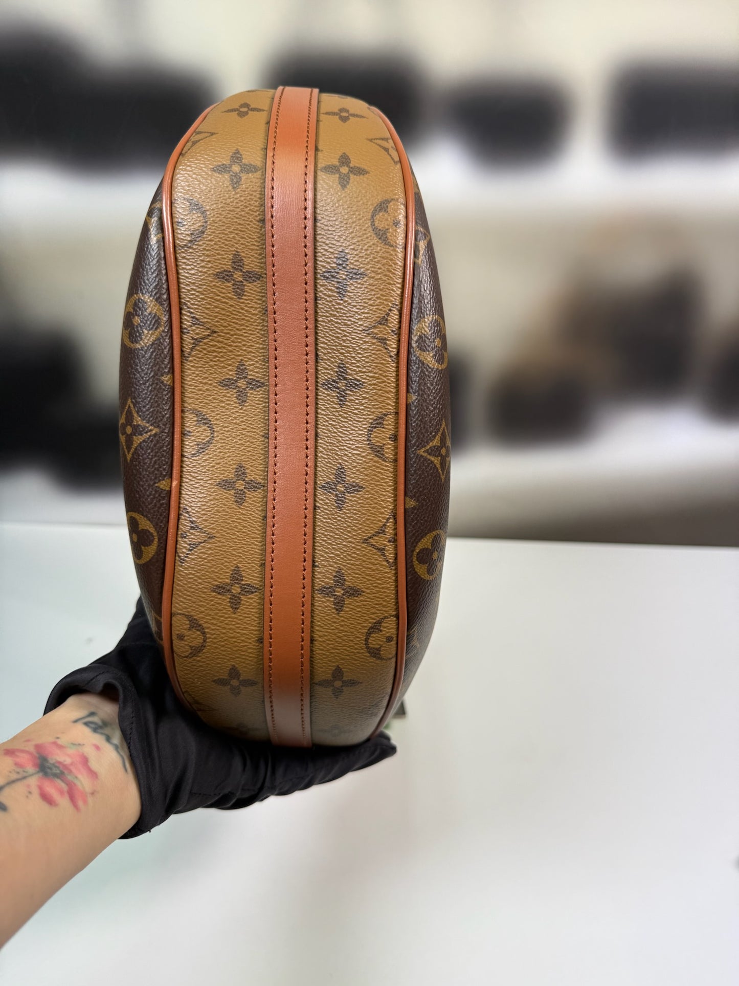Louis Vuitton Loop Hobo bag in Monogram canvas