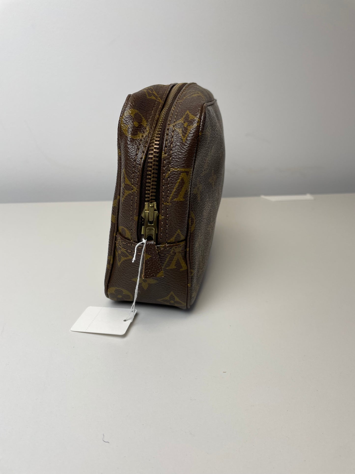 Pre-Owned Louis Vuitton Trousse Toilette AJ115