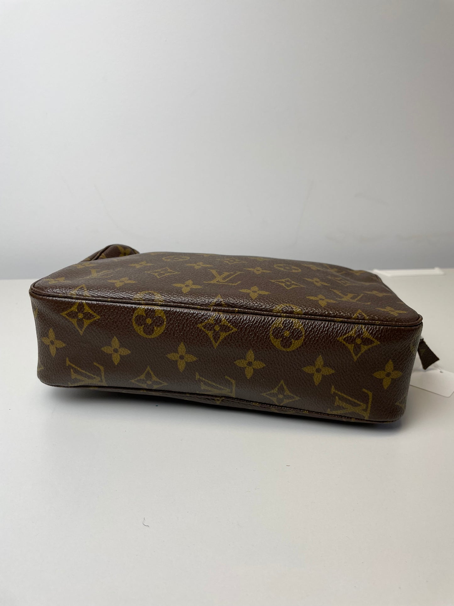 Pre-Owned Louis Vuitton Trousse Toilette AJ115