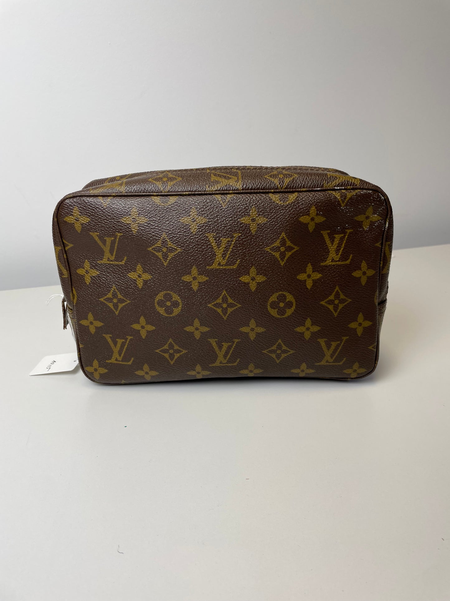 Pre-Owned Louis Vuitton Trousse Toilette AJ115