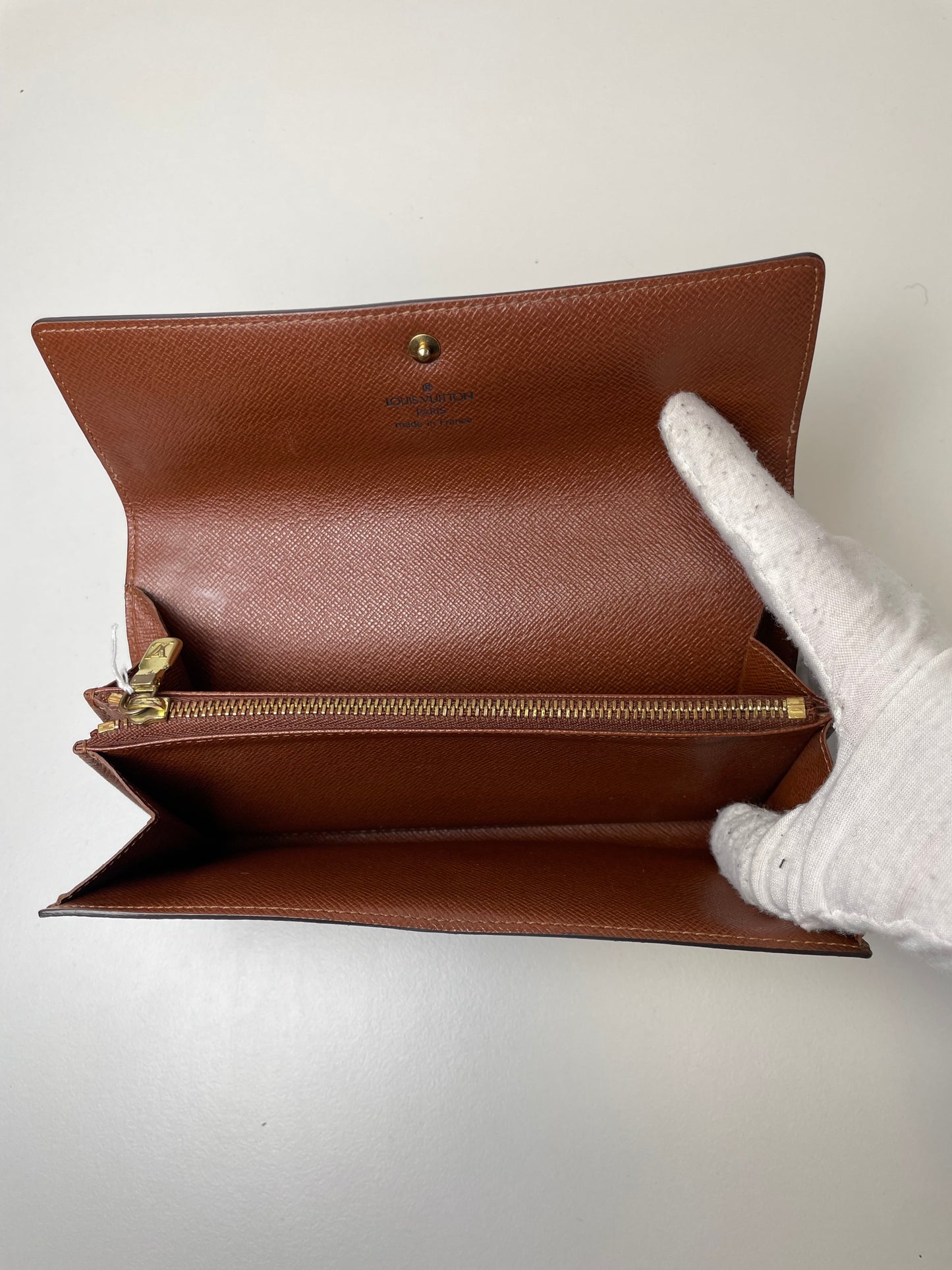 Pre-Owned Louis Vuitton Monogram Sarah Wallet AJ124