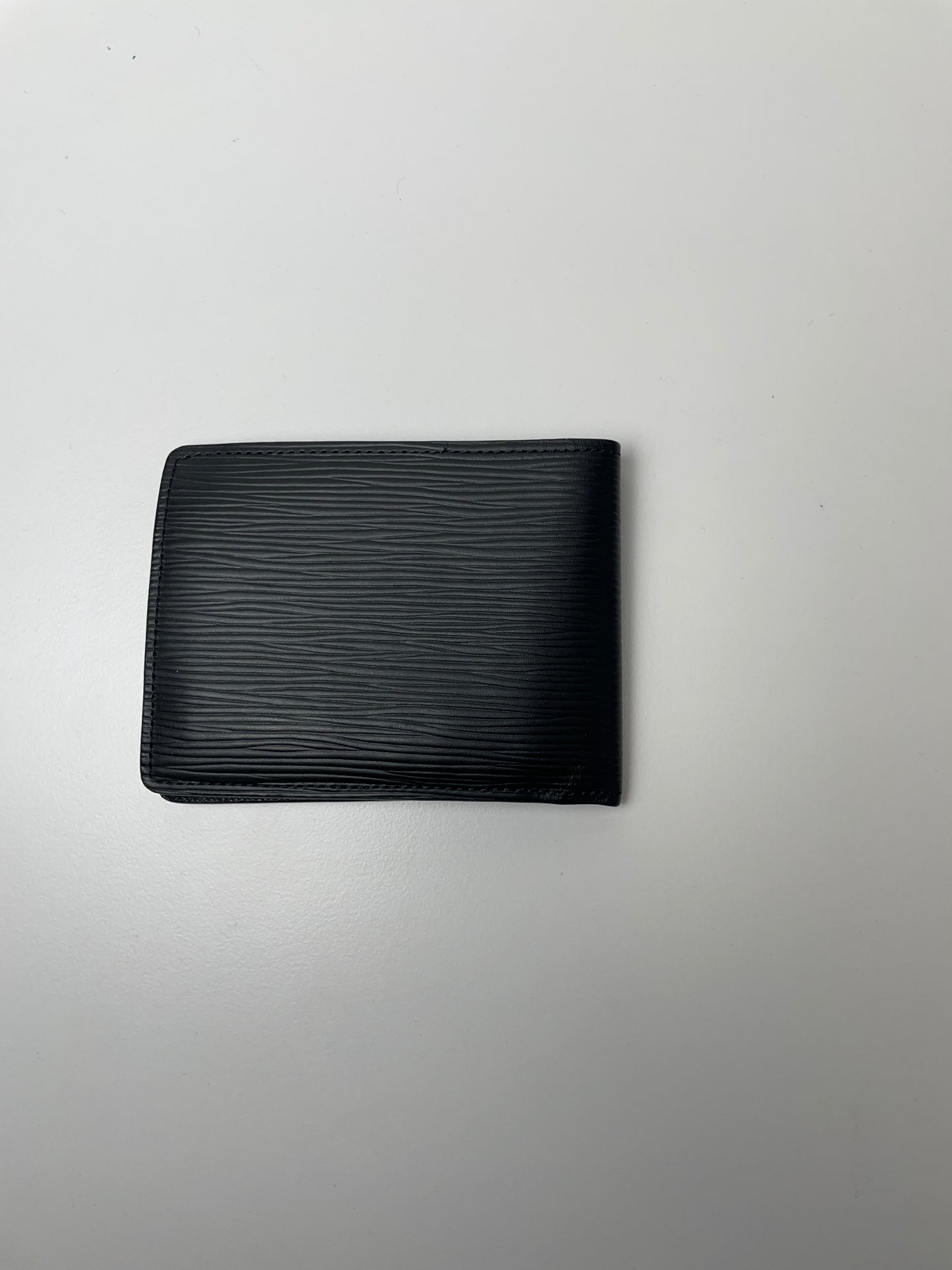 Pre-Owned Louis Vuitton Bifold Wallet Epi AJ143