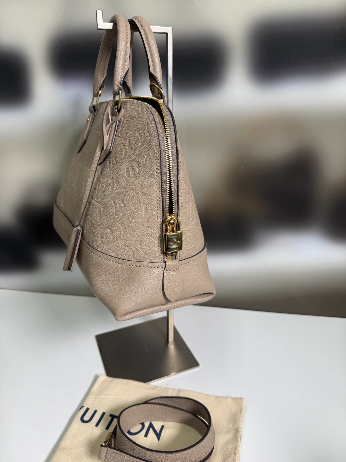 Louis Vuitton Monogram Empreinte Neo Alma
