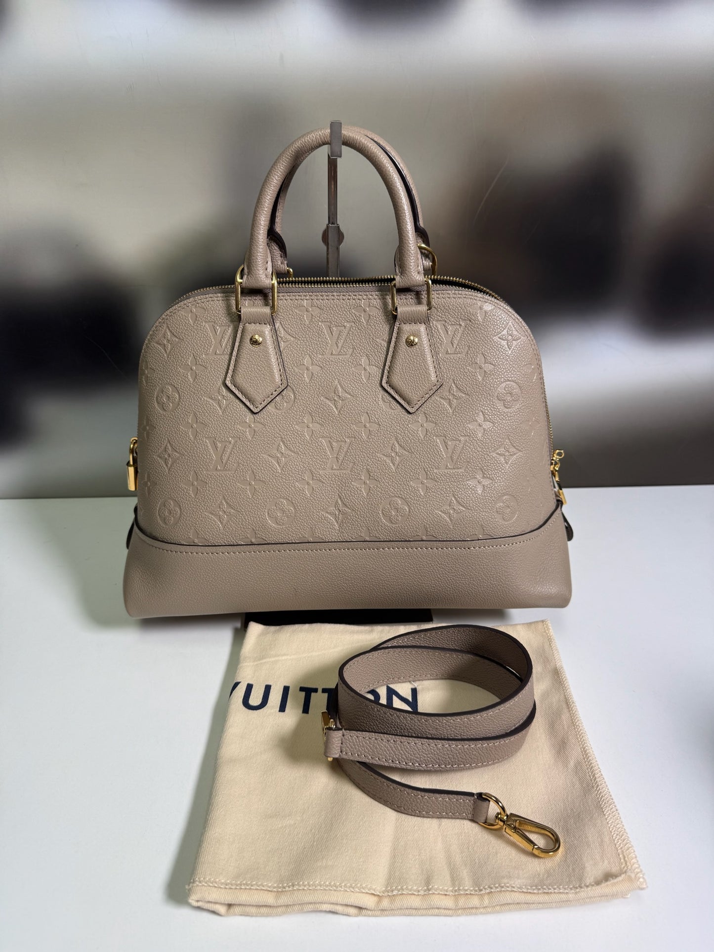 Louis Vuitton Monogram Empreinte Neo Alma