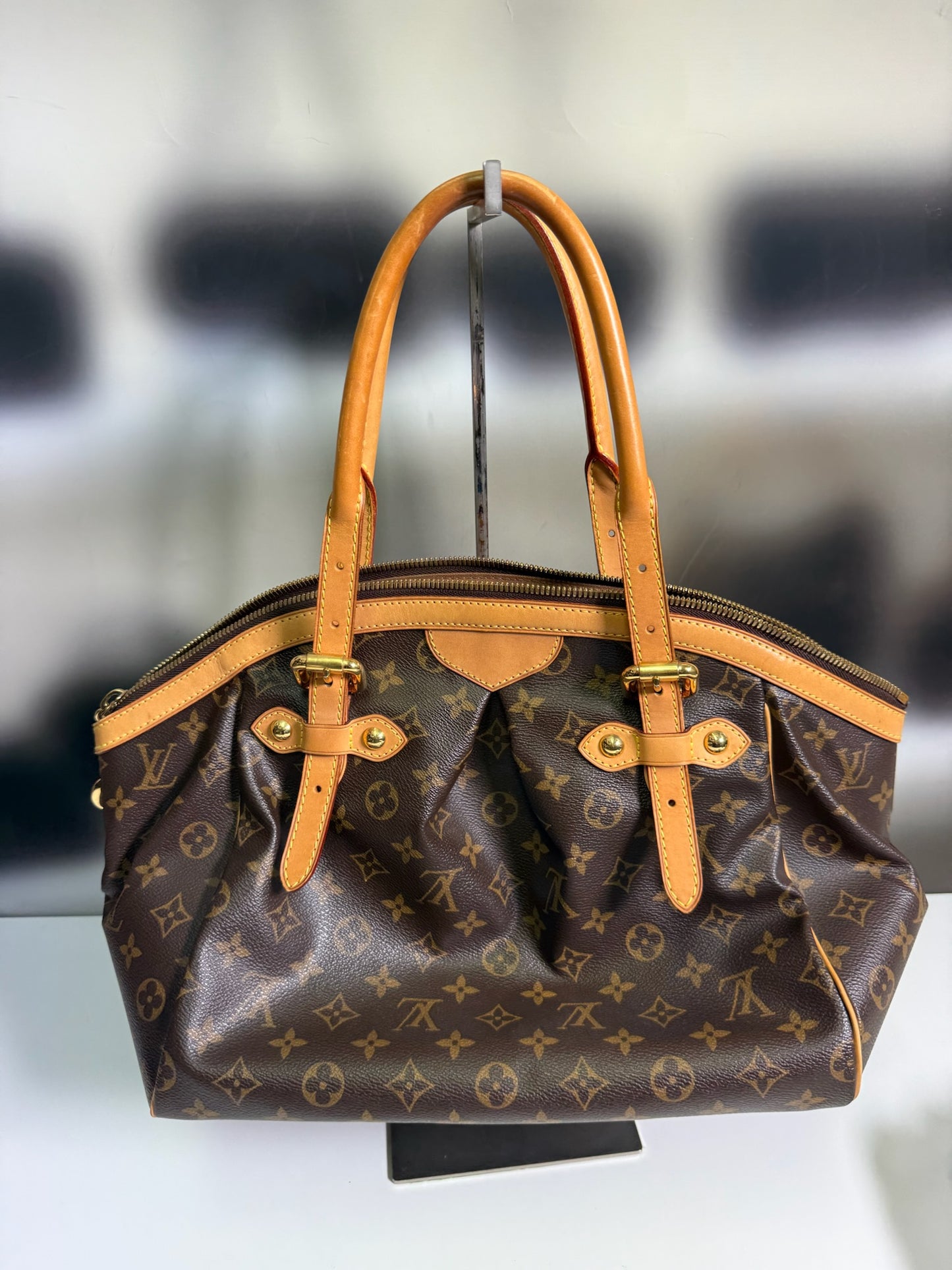 Louis Vuitton Monogram Tivoli GM