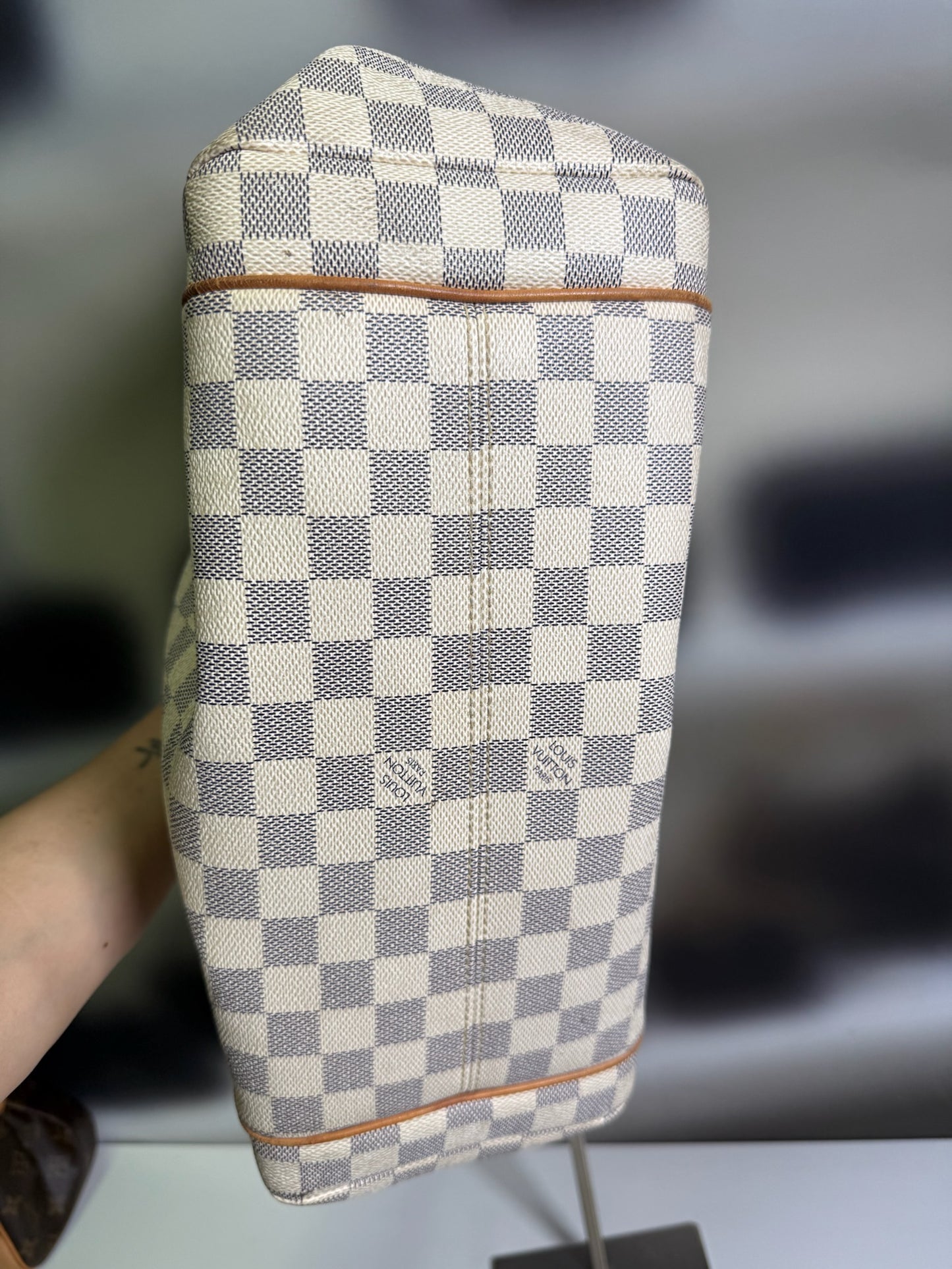 Louis Vuitton Damier Azur Totally MM