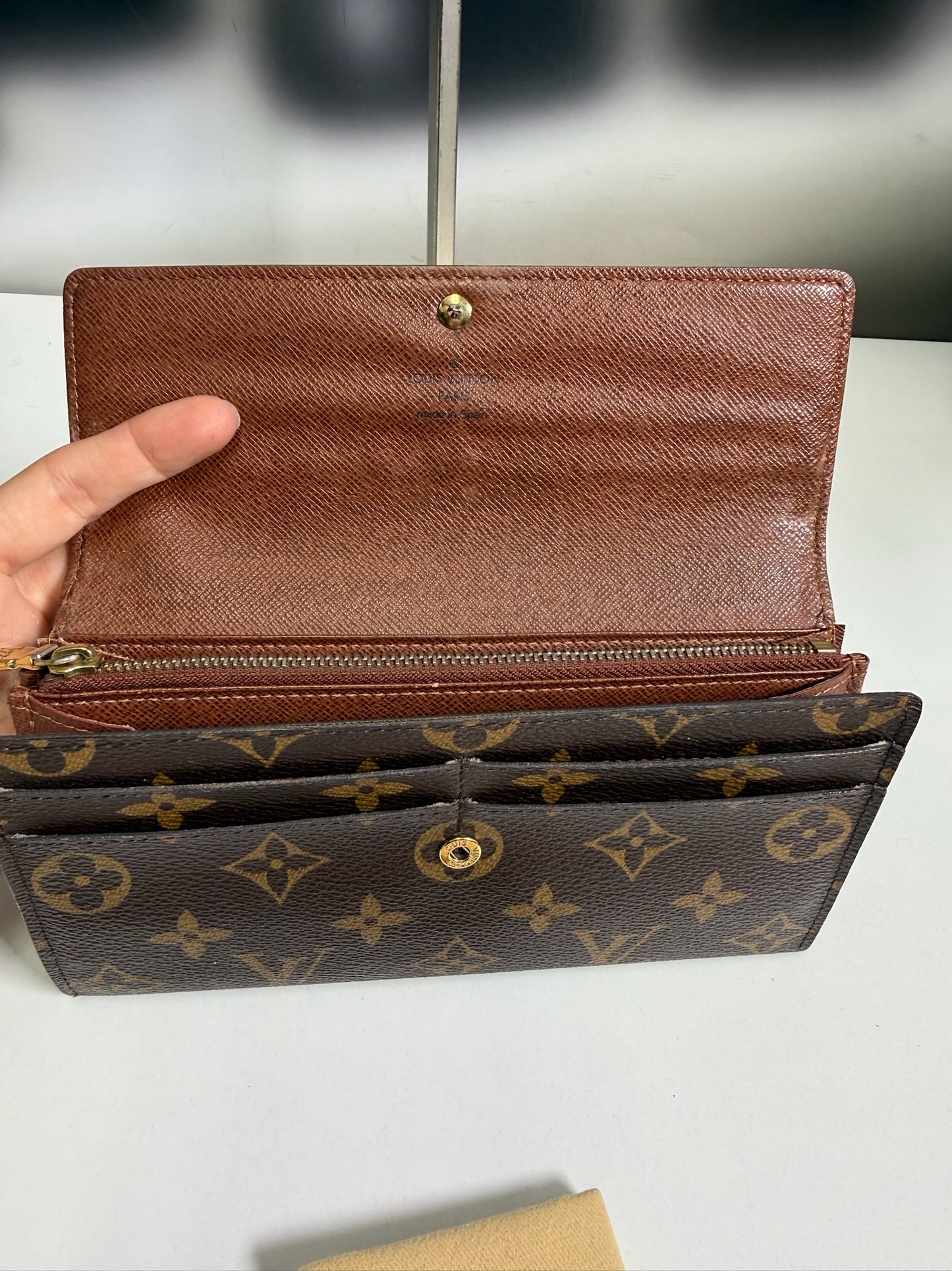 Louis Vuitton Monogram Sarah Wallet