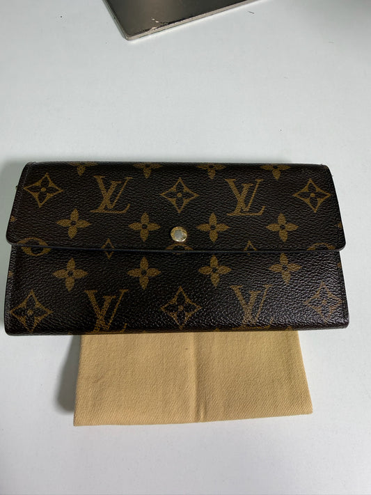 Louis Vuitton Monogram Sarah Wallet