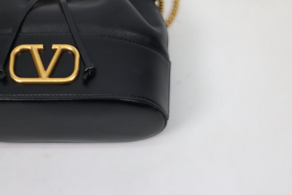 Valentino Black Leather Garavani V Bucket Chain Mini Crossbody Bag XW2P0T83HPF