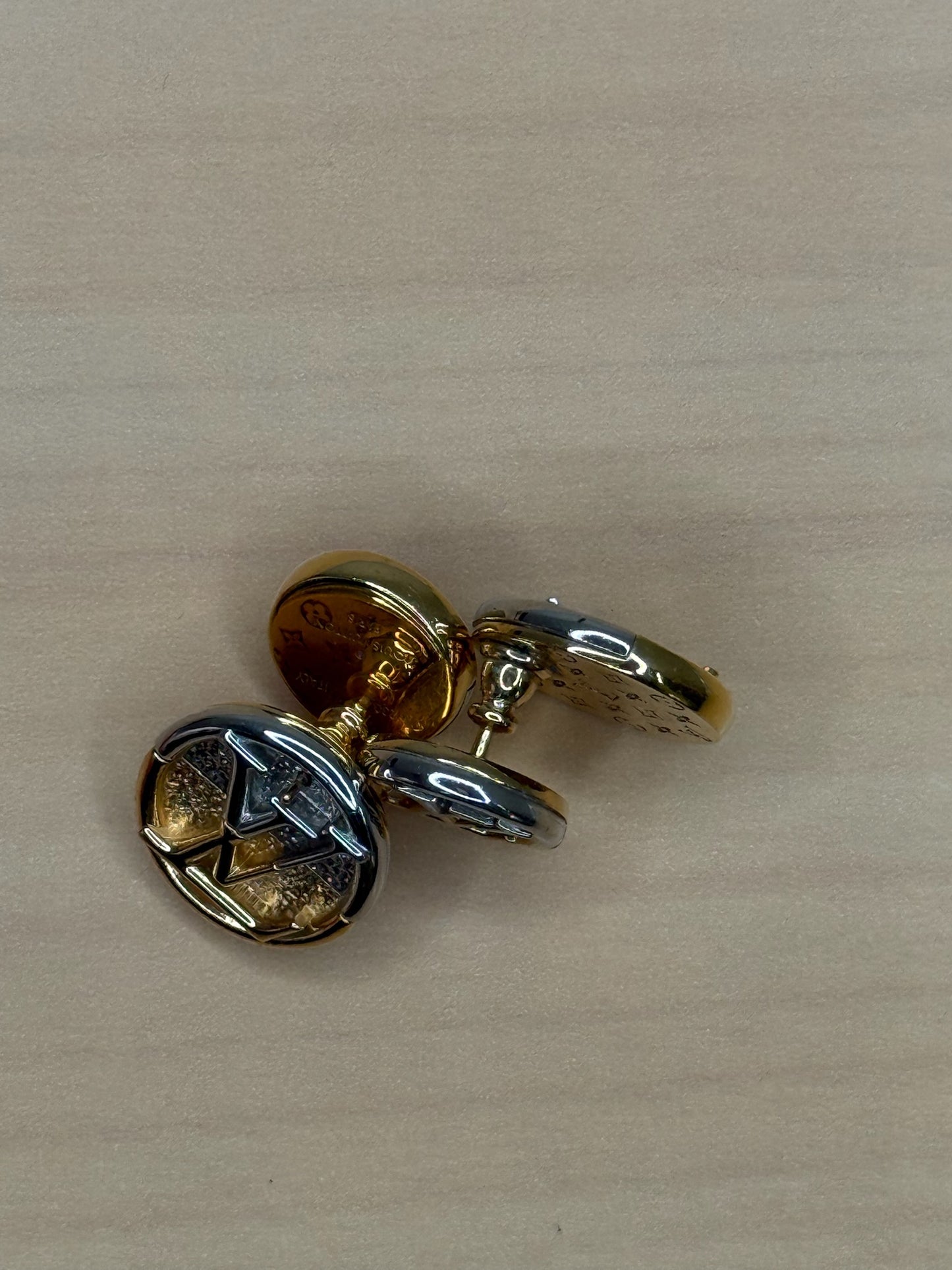 Louis Vuitton L to V Earrings