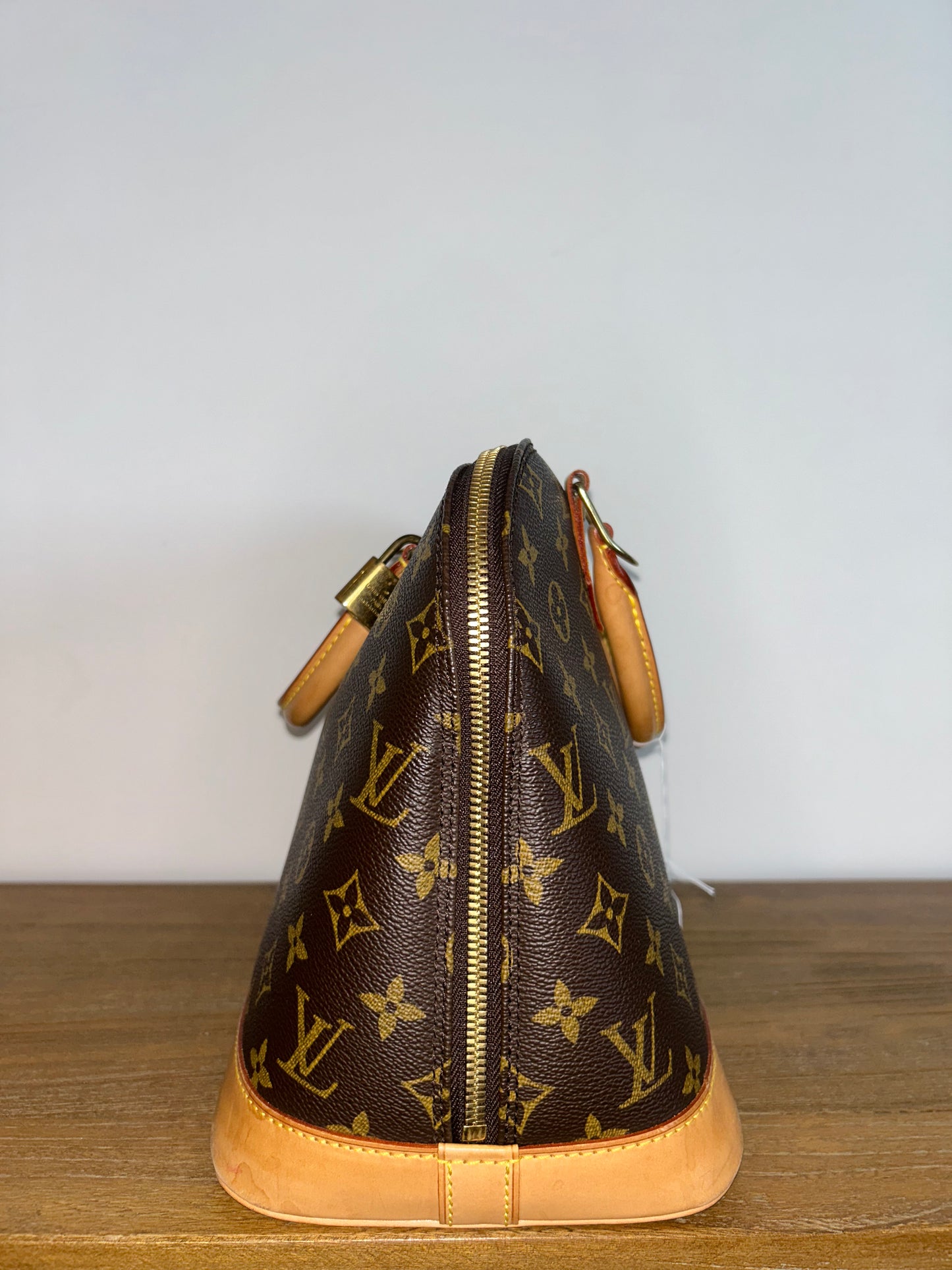 Louis Vuitton Alma PM Monogram Handbag (GEN011)