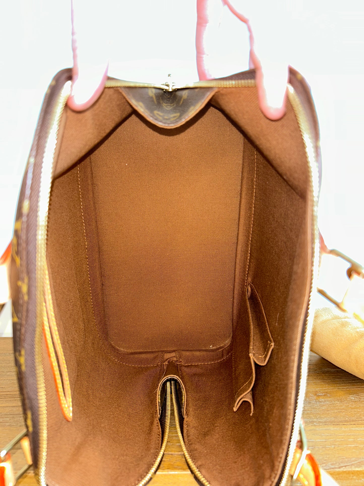 Louis Vuitton Alma PM Monogram Handbag (GEN011)