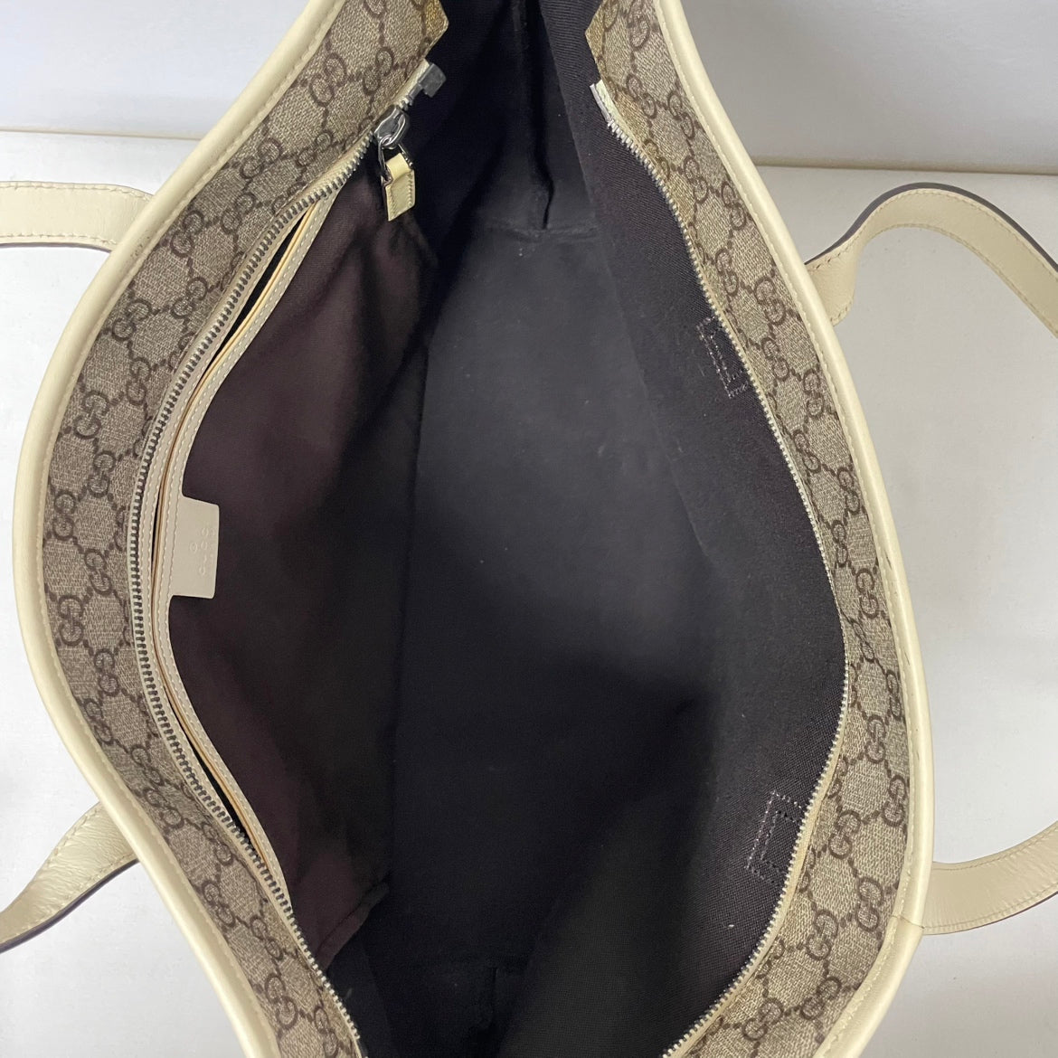 Gucci Beige PVC GG Trimming Shopper ONE Shoulder Bag 211137