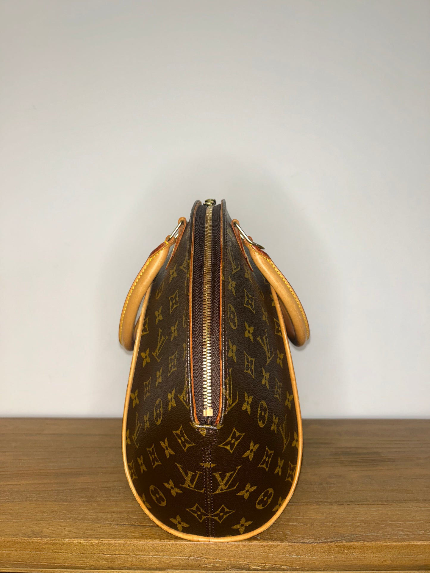 Louis Vuitton Ellipse Monogram MM (GEN009)