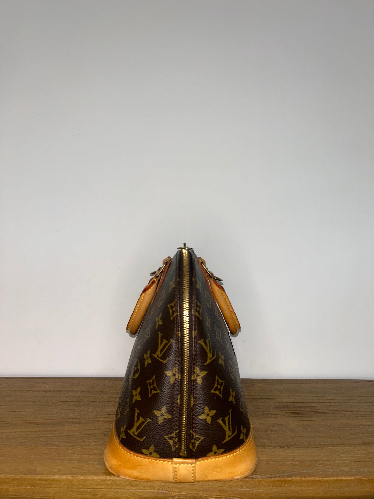 Louis Vuitton Alma PM Monogram Handbag (GEN012)