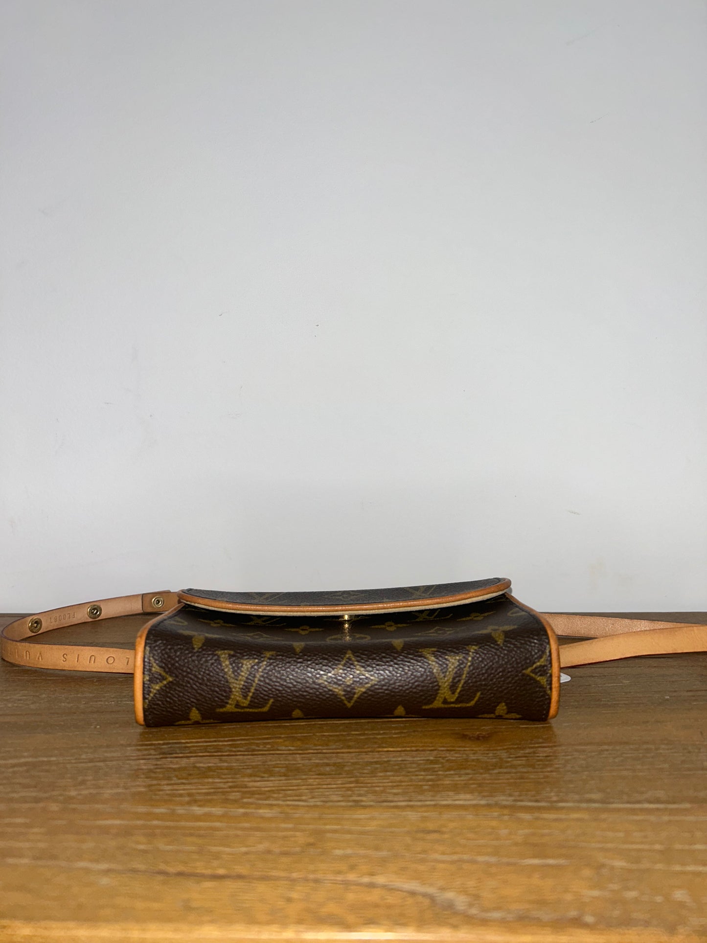 Louis Vuitton Florentine Pochette Monogram Belt Bag (GEN005)