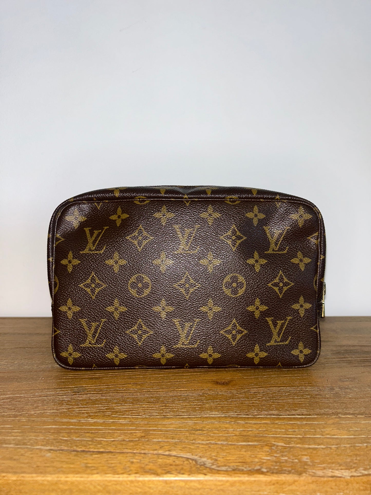 Louis Vuitton Trousse Toilette 23 EC-0166(2)