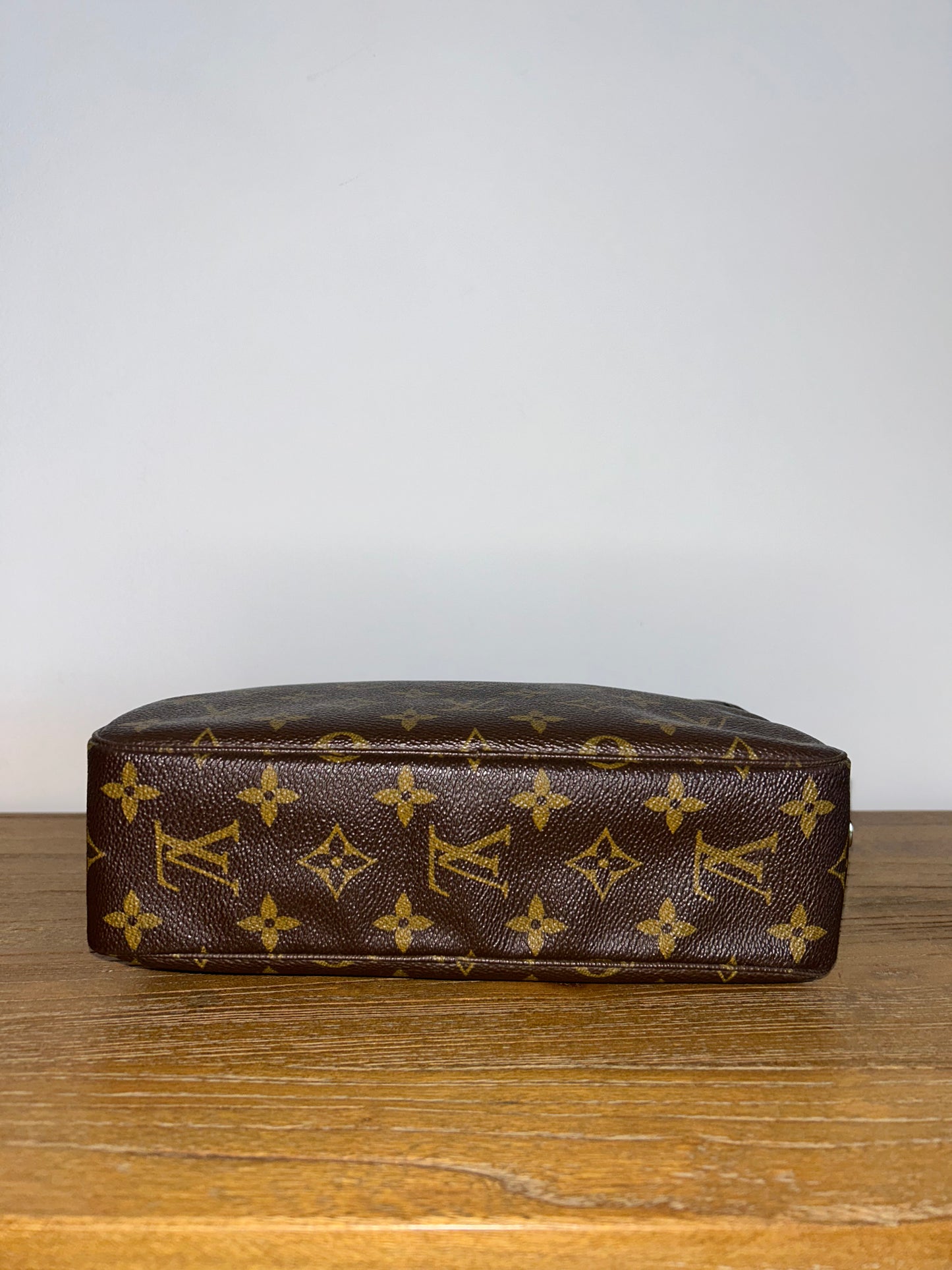 Louis Vuitton Trousse Toilette 23 EC-0166(2)