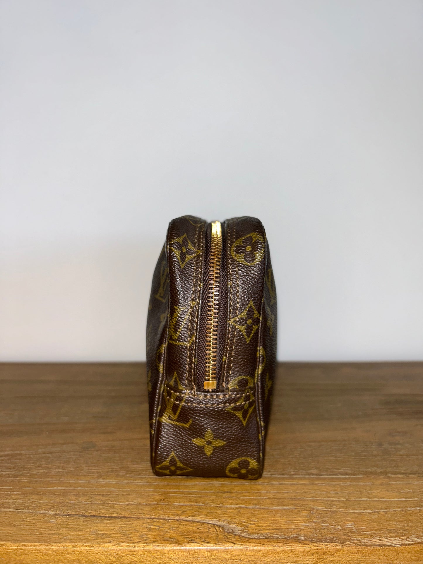Louis Vuitton Trousse Toilette 23 EC-0304(3)