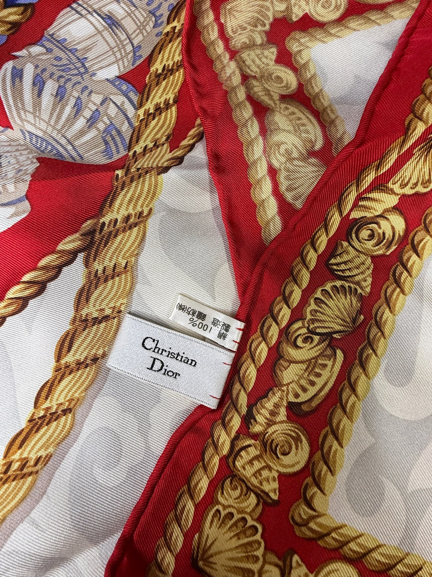 Christian Dior Silk Scarf Featuring a Distinct Red and White Color Scheme (JP)
