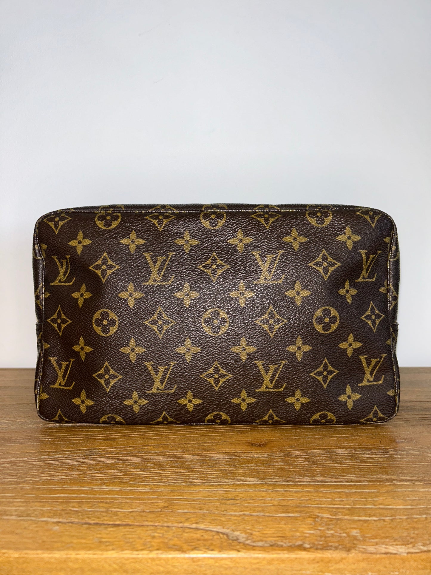 Louis Vuitton Trousse Toilette 28 EC-0154(5)