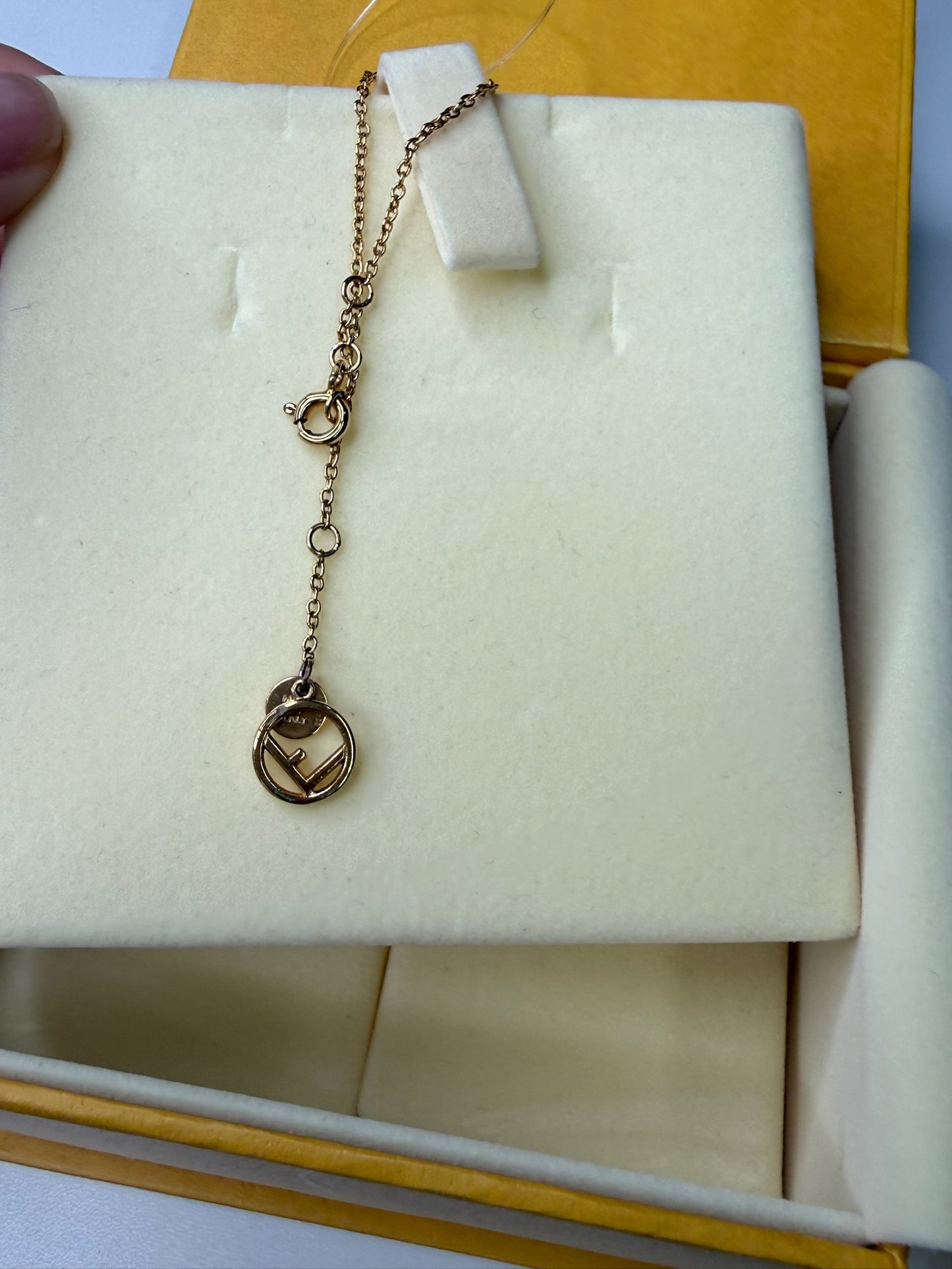 Fendi Metal Crystal F Is Fendi Necklace (JP)
