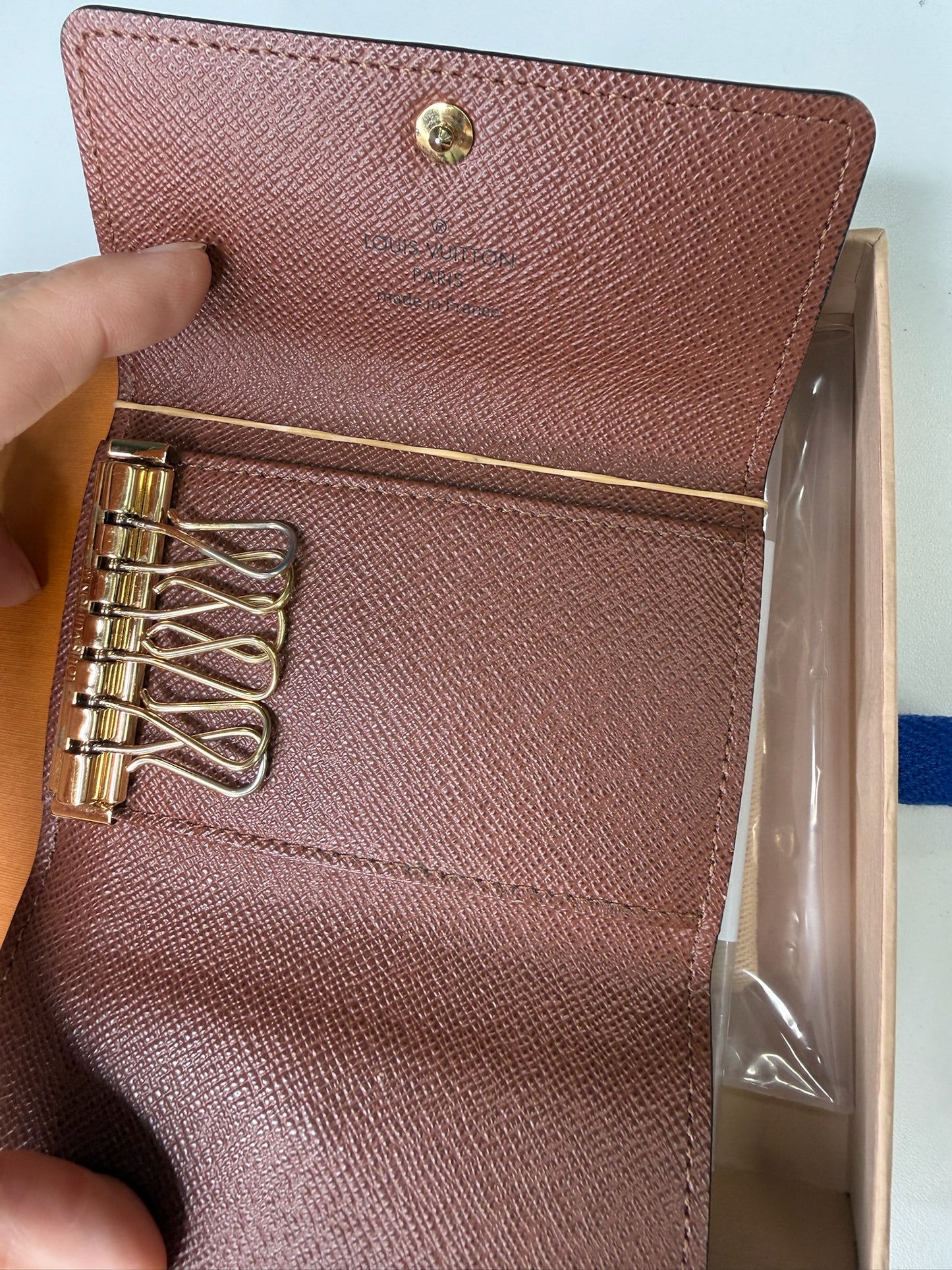 Louis Vuitton Monogram 6 Key Multicles Holder (JP)