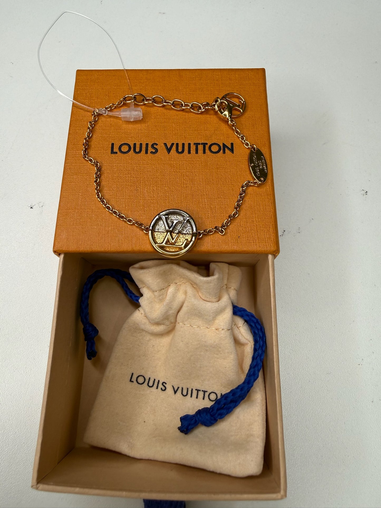 Louis Vuitton L to V Charm Bracelet (JP)