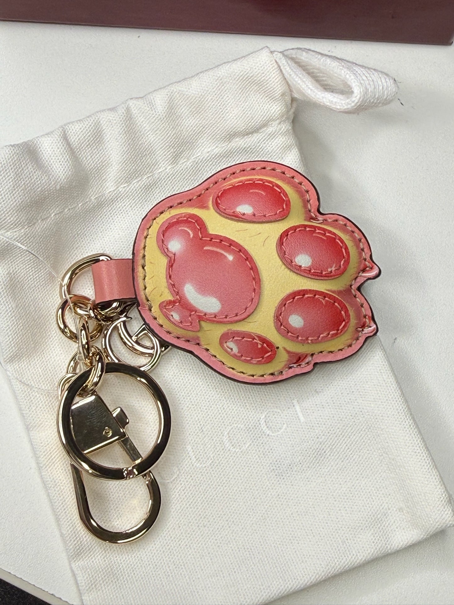 Gucci Paw Shape Keychain Designed in Collaboration with Artist Seo Inji (JP)