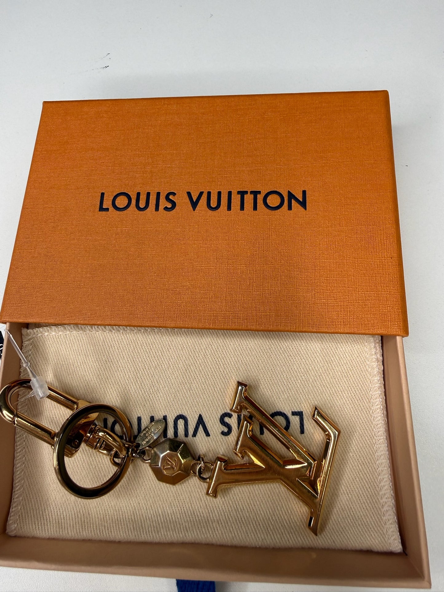 Louis Vuitton Facettes Bag Charm & Key Holder (JP)