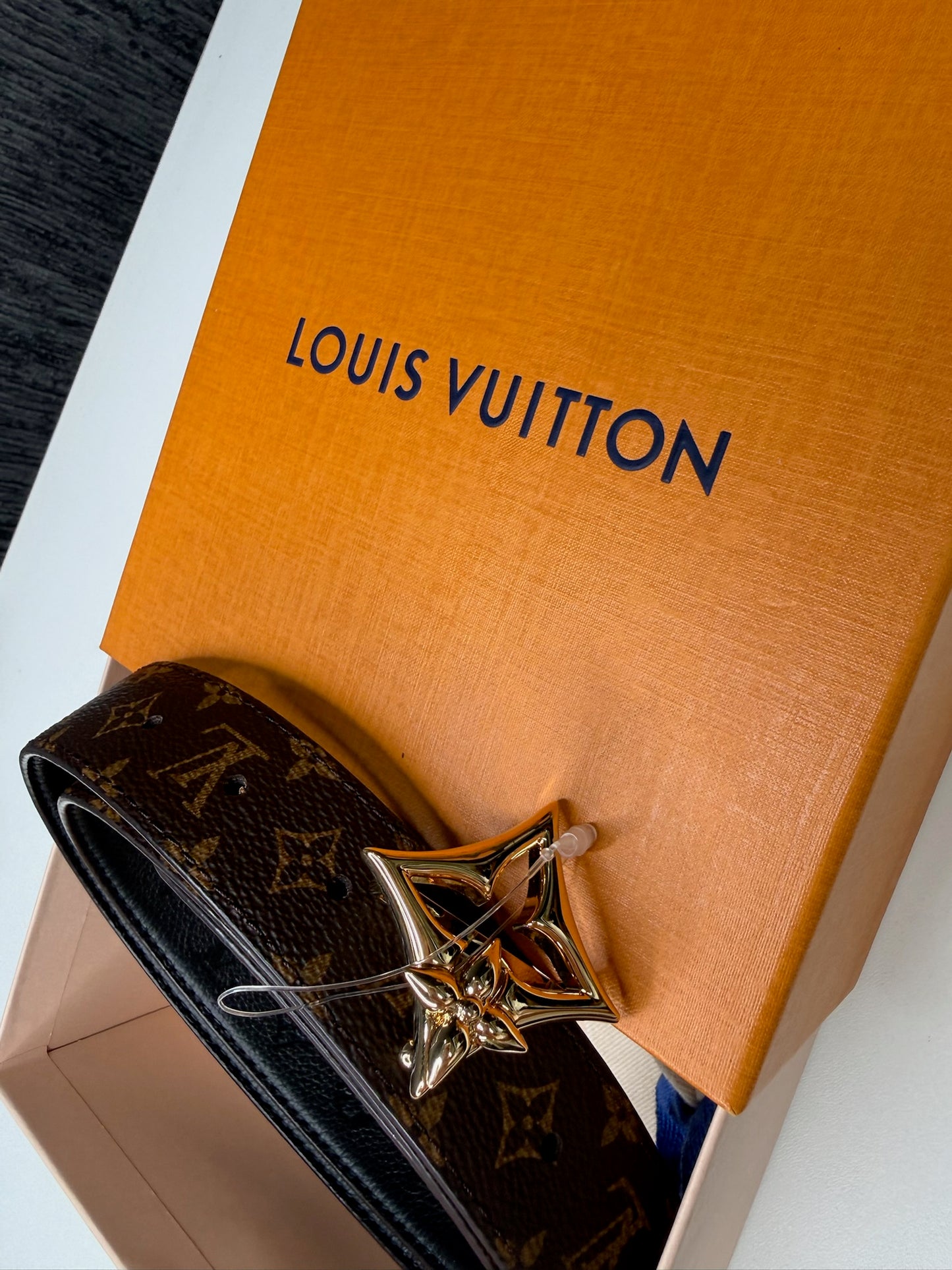 Louis Vuitton Flowergram 30mm Reversible Belt (JP)