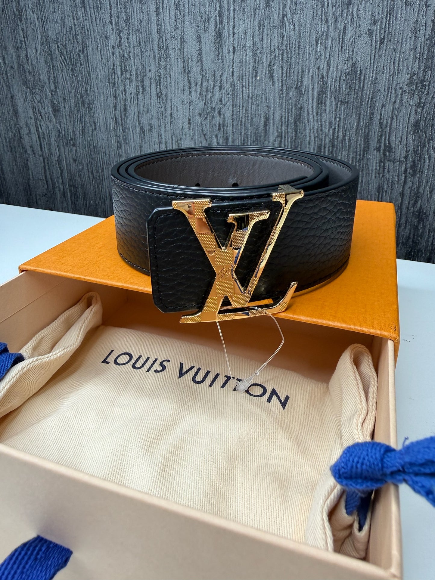 Louis Vuitton Taurillon Leather Belt (JP)