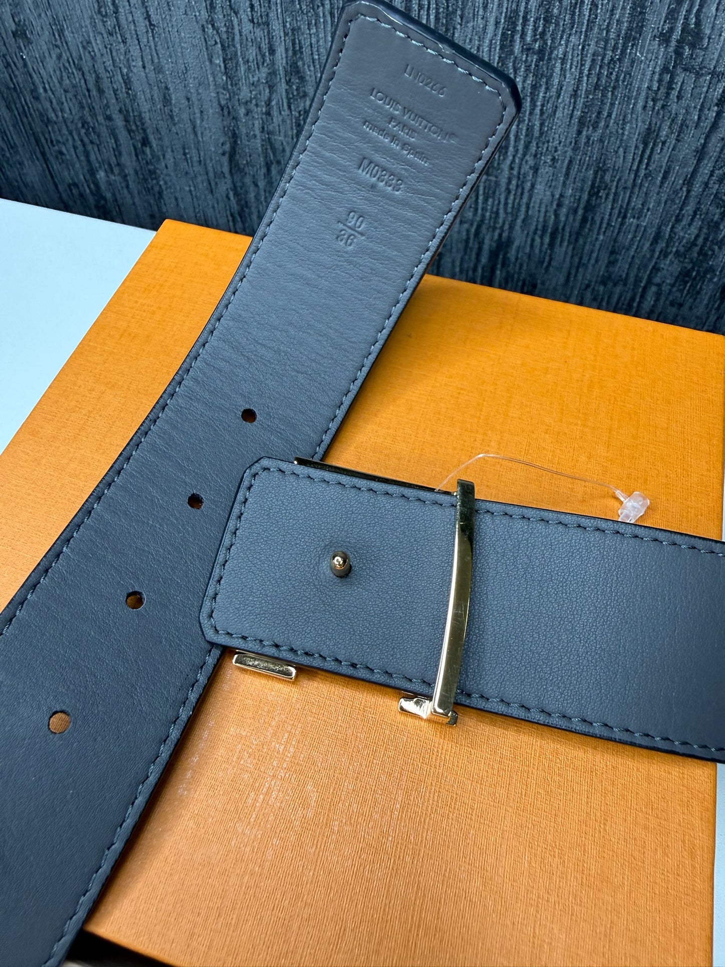 Louis Vuitton Taurillon Leather Belt (JP)
