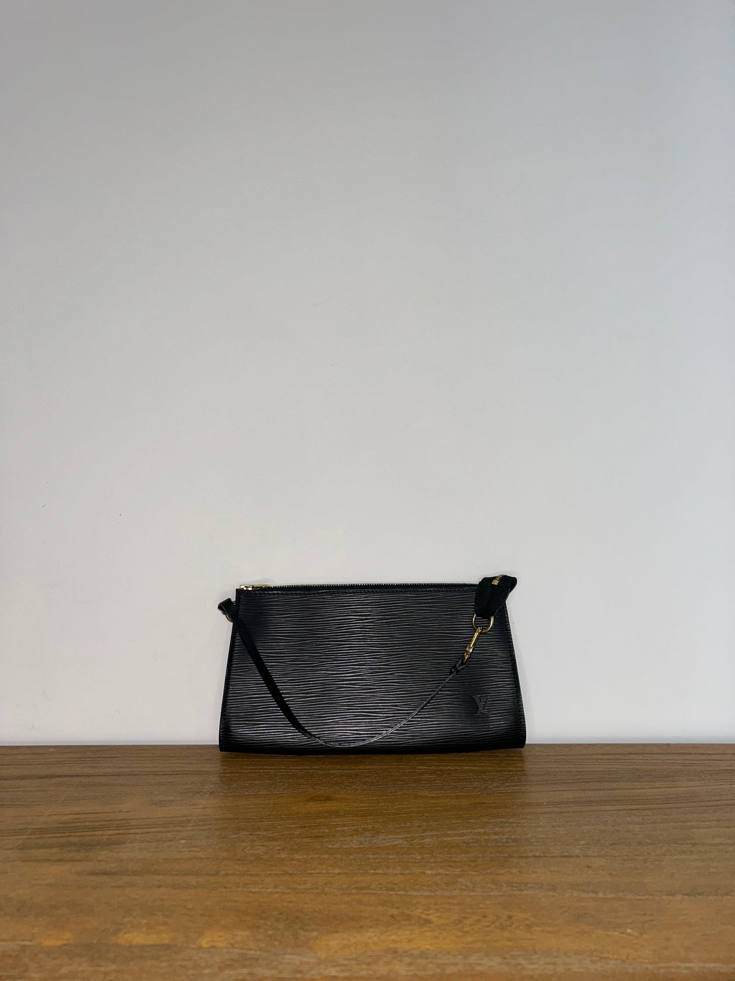 Louis Vuitton Black Epi Pochette Accessoire