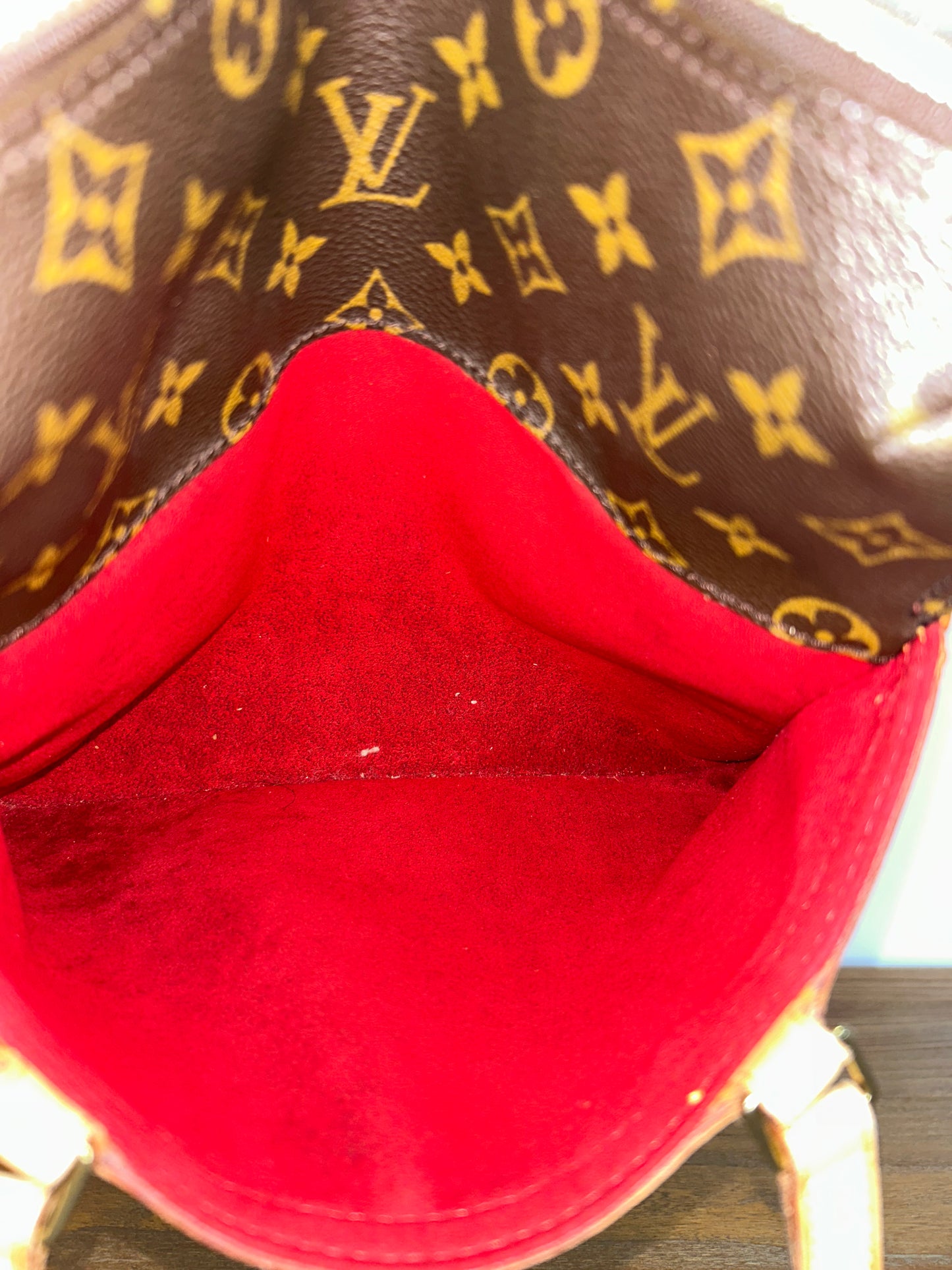 Louis Vuitton Coussin GM Vintage Shoulder Bag