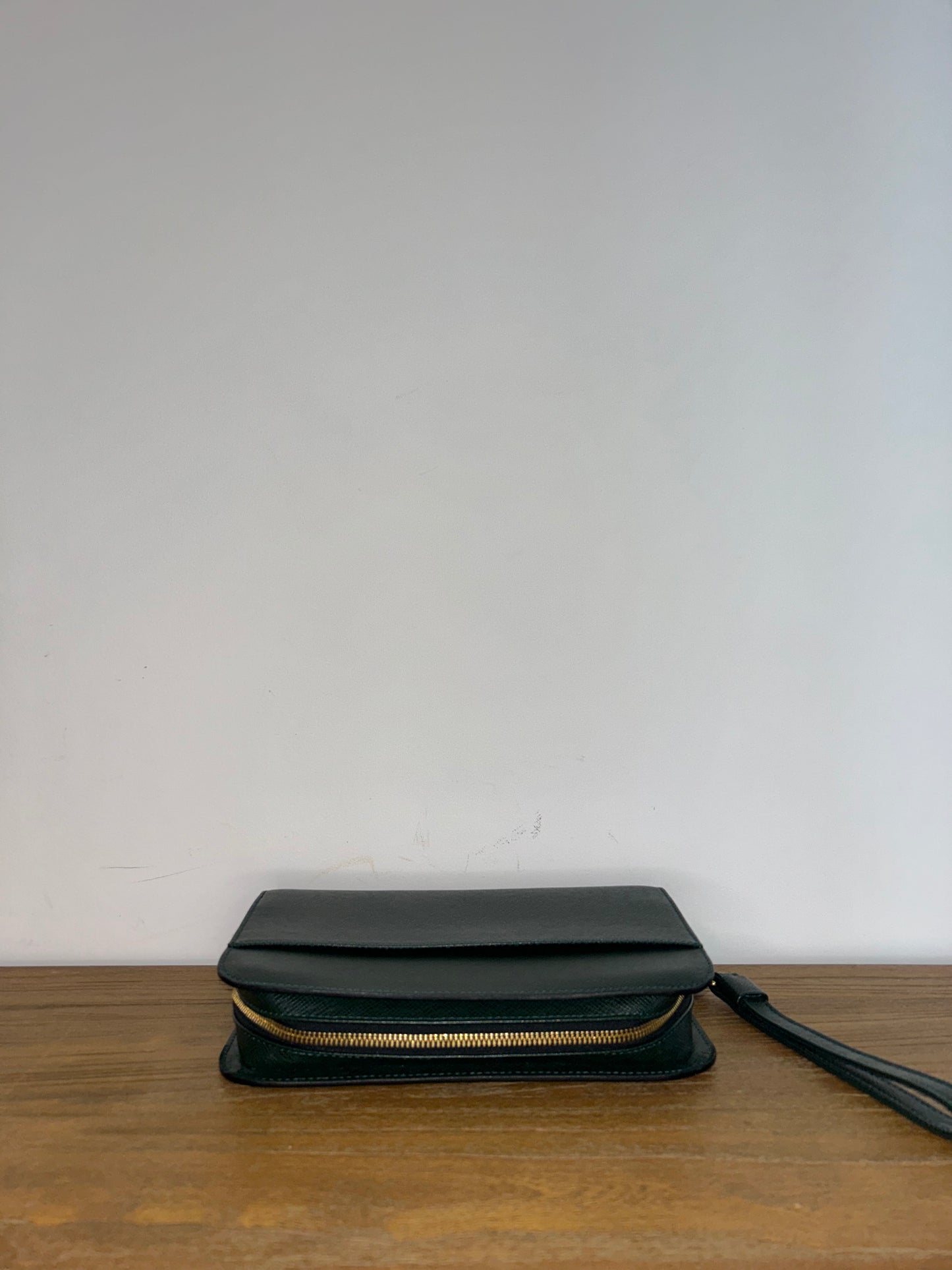 Louis Vuitton Taiga Baikal Clutch Bag