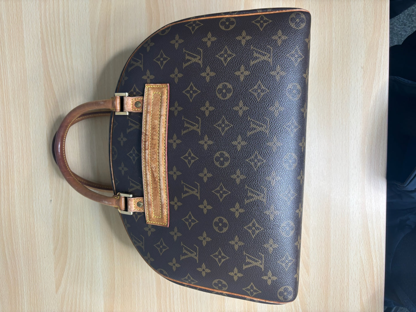 Louis Vuitton Nolita Handbag in Monogram K7