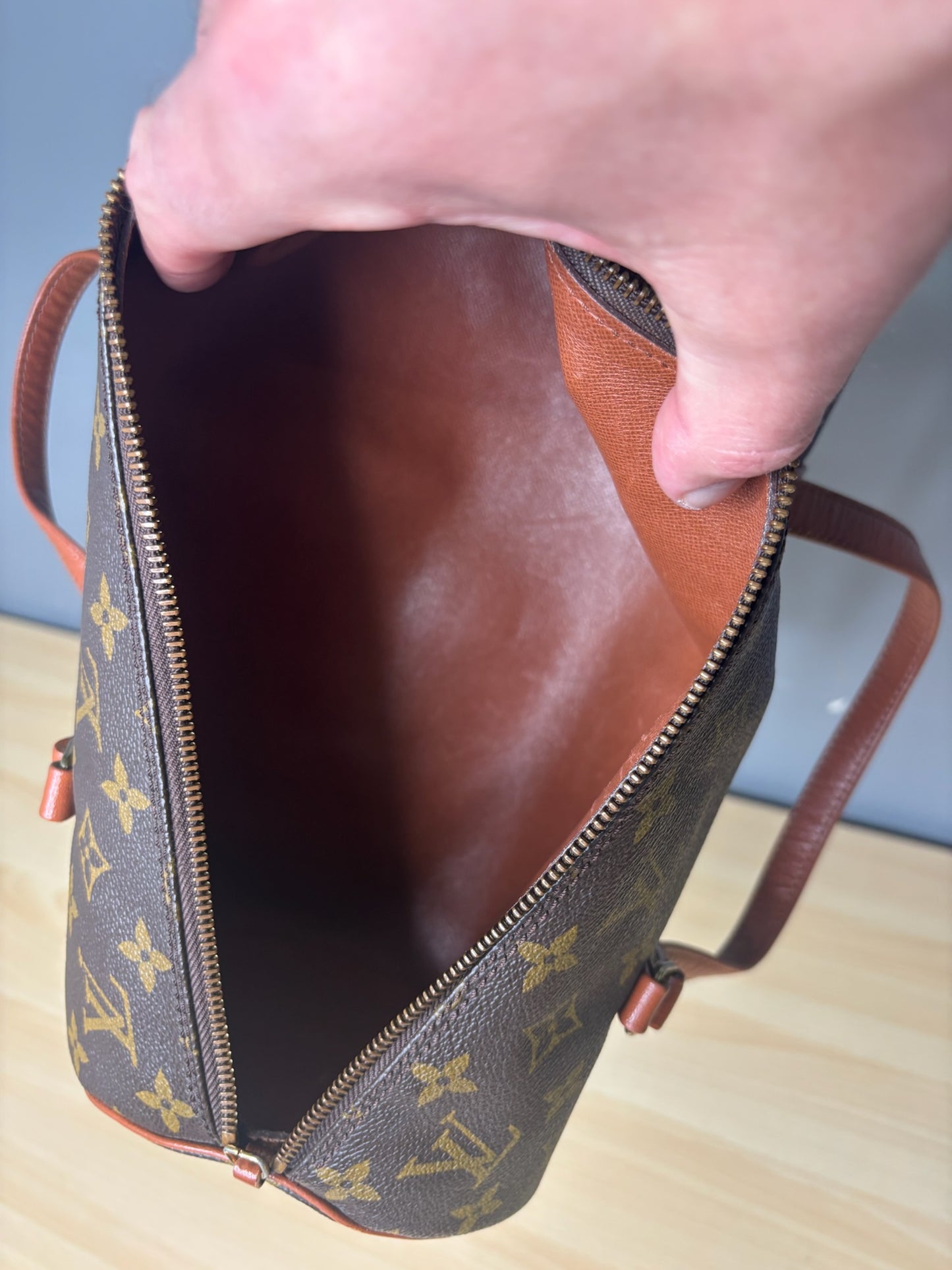 Louis Vuitton Papillon 26 Monogram K9