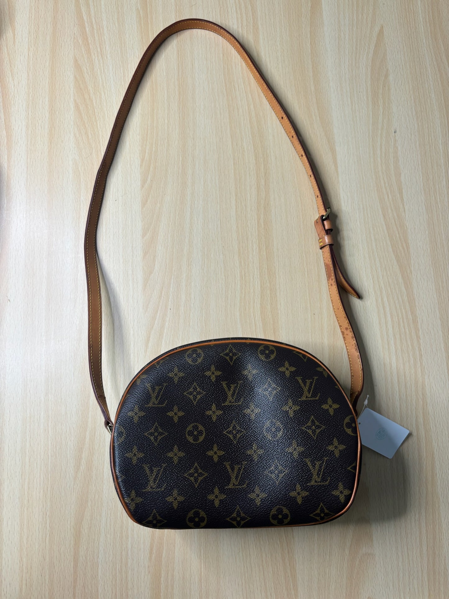 Louis Vuitton Monogram Blois K11